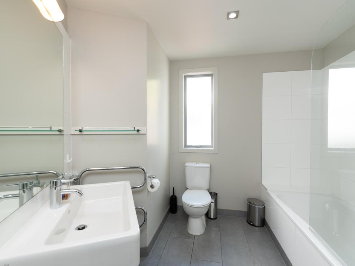 Oceanside - Paihia Waterfront Apartment Екстер'єр фото