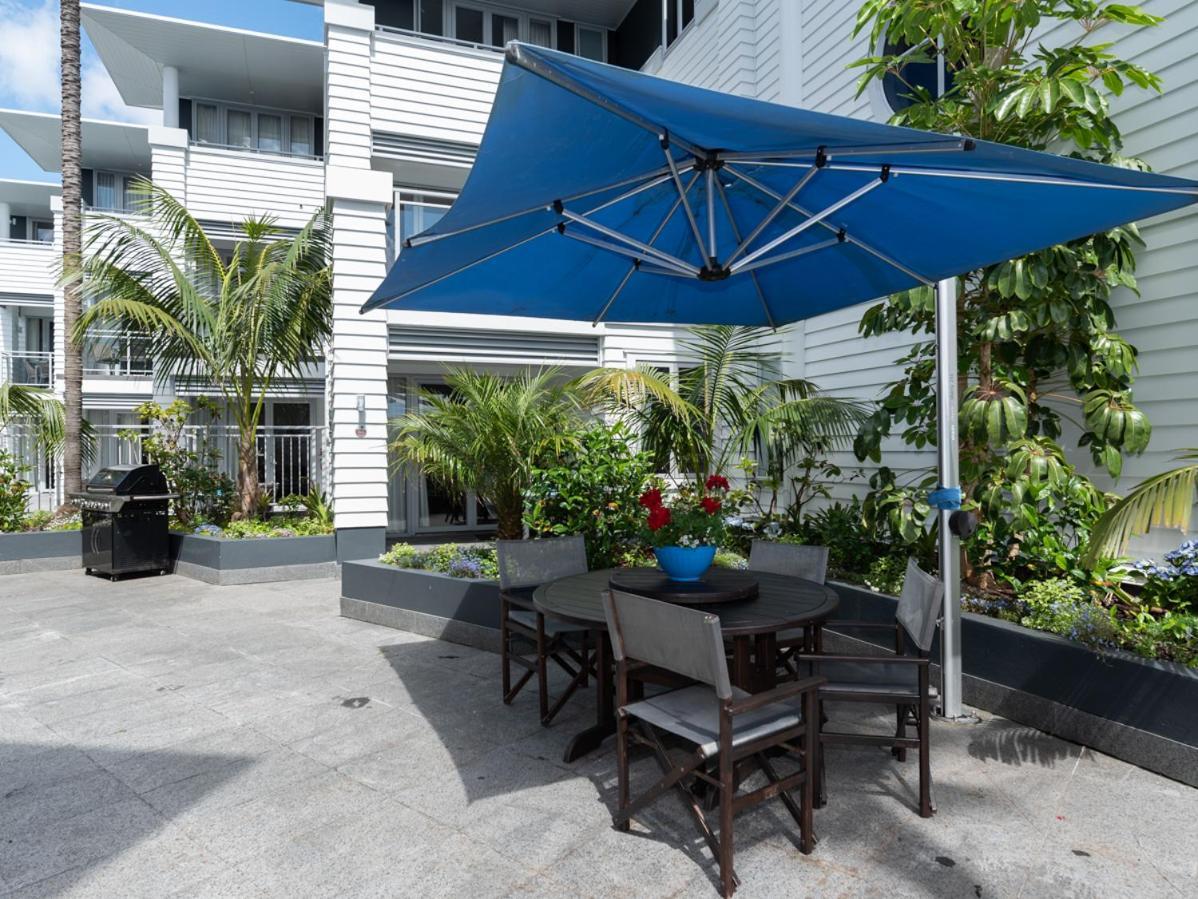 Oceanside - Paihia Waterfront Apartment Екстер'єр фото